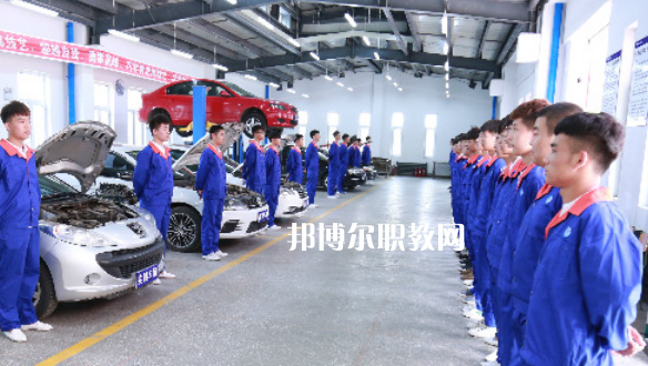 廣州2021年初中生報(bào)什么汽修學(xué)校好