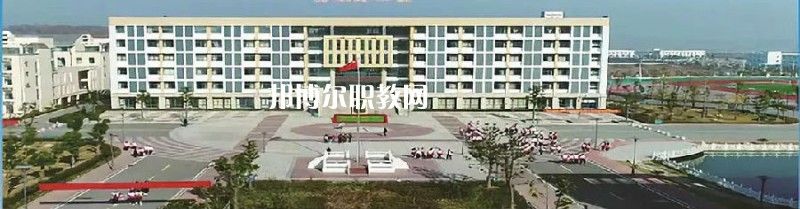 霍山職業(yè)學(xué)校2021年報(bào)名條件、招生要求、招生對(duì)象