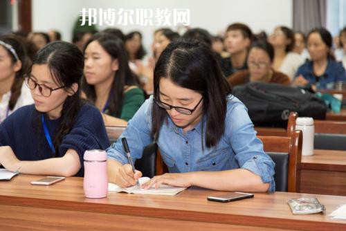 成都2021年幼師學校有哪些比較好