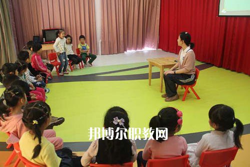 成都2021年附近有哪些幼師學(xué)校