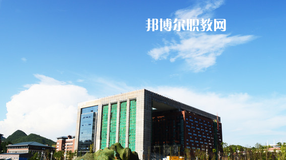 貴州2021年初中生讀什么中專(zhuān)