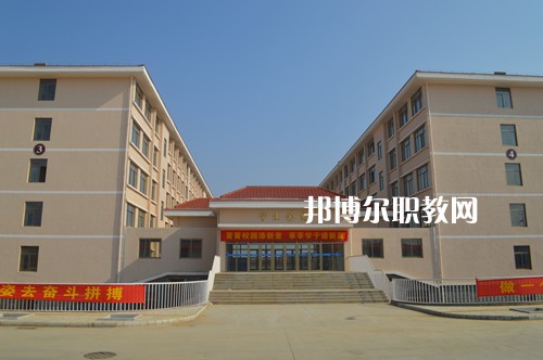 四川2021年初中生可以讀中專嗎
