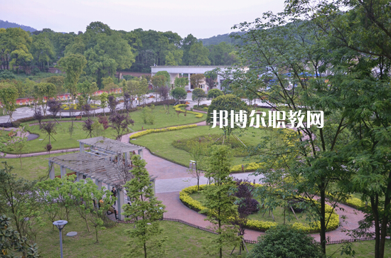 重慶2021年哪些汽修學(xué)校好