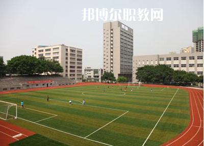 重慶2021年哪里的汽修學(xué)校比較好