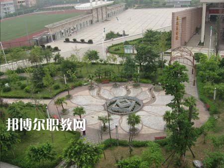 成都2021年讀幼師學(xué)校多少錢