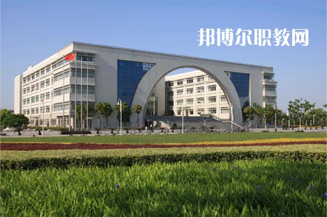 四川2021年初中畢業(yè)想上中專(zhuān)