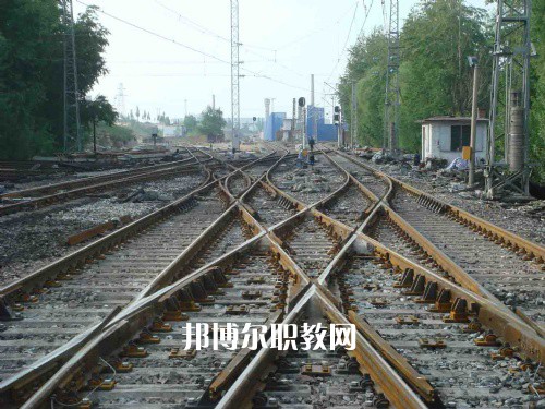 四川2021年鐵路學(xué)校怎么樣報(bào)名