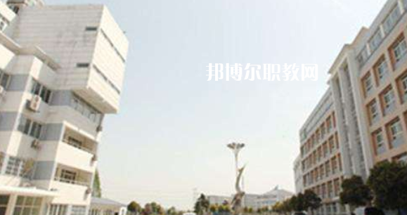 安徽紅十字會衛(wèi)生學校2021年報名條件、招生要求、招生對象