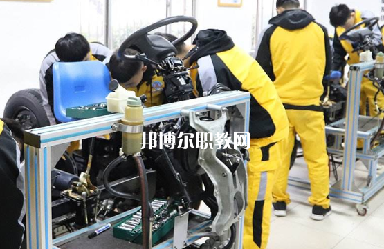 浙江2021年初中生可以上汽修學校嗎