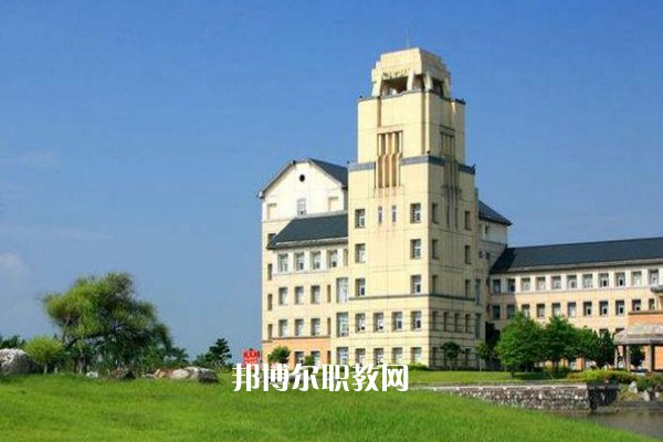 四川2021年中專學(xué)校什么學(xué)歷