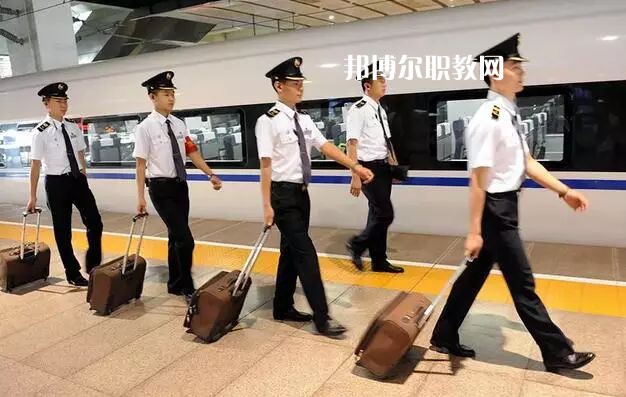甘肅2021年軌道交通學校有什么專業(yè)適合男生