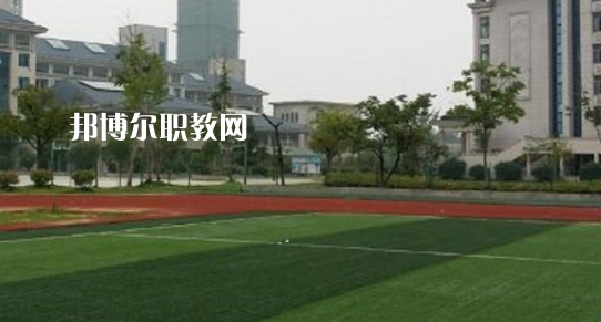 合肥2021年男生學(xué)什么鐵路學(xué)校好