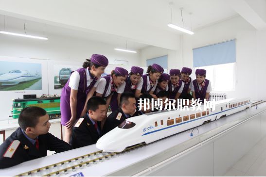 甘肅2021年男生讀什么軌道交通學校好
