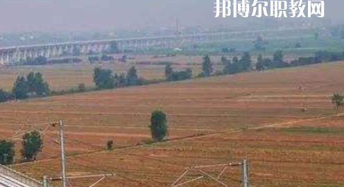 合肥2021年男生讀鐵路學(xué)校學(xué)什么好
