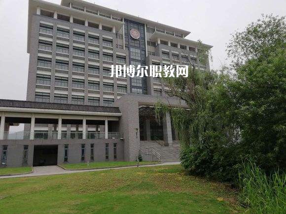 江蘇2021年有哪些中專學校比較好