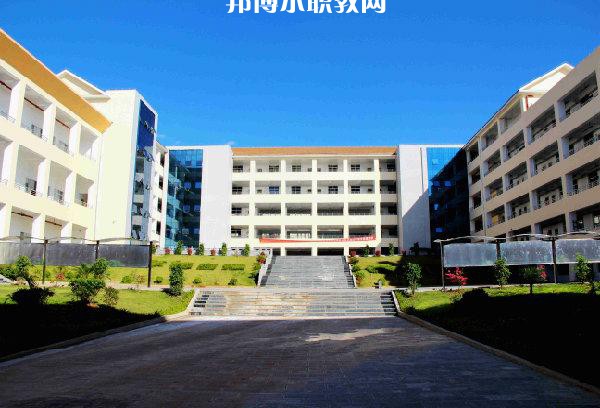芒市職業(yè)教育中心2021年學(xué)費(fèi)、收費(fèi)多少
