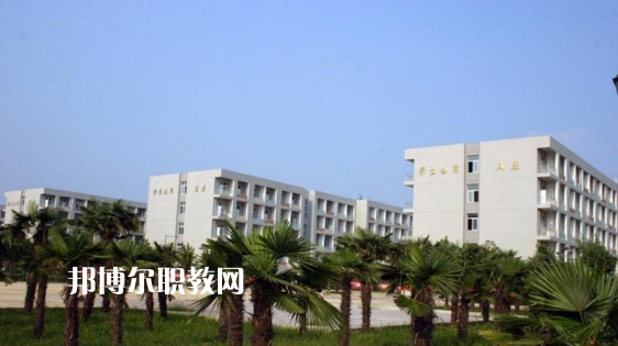 云南夏蒙衛(wèi)生學(xué)校怎么樣、好不好?