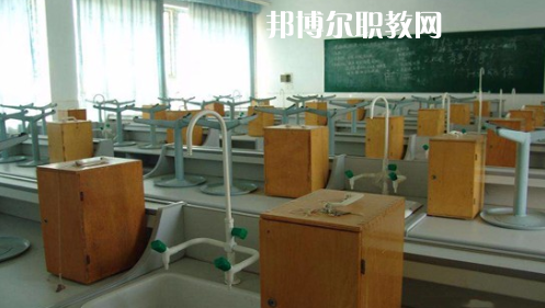 臨泉縣靖波信息技術(shù)學校2021年報名條件、招生要求、招生對象 