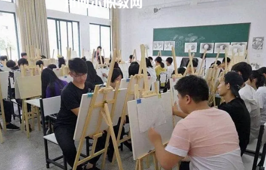 榆中縣職業(yè)教育中心2022年學(xué)費、收費多少