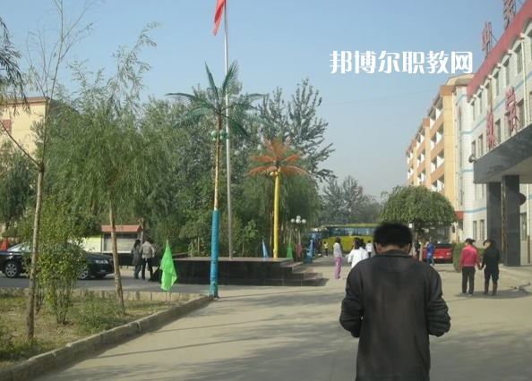 石家莊中美經(jīng)貿(mào)中等專業(yè)學(xué)校2022年報(bào)名條件、招生要求、招生對(duì)象