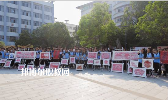 江蘇徐州經(jīng)貿(mào)高等職業(yè)學(xué)校2022年報(bào)名條件、招生要求、招生對象
