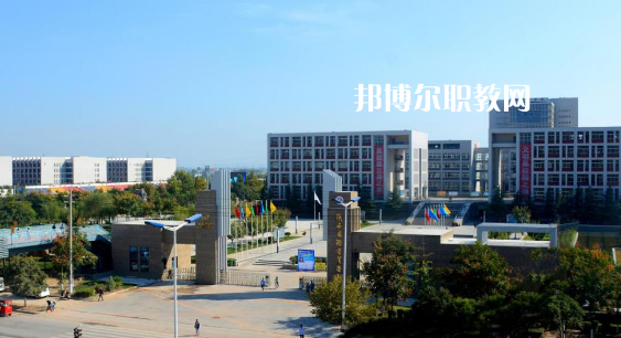 陜西國際商貿(mào)學(xué)院附屬中職校2022年報(bào)名條件、招生要求、招生對(duì)象