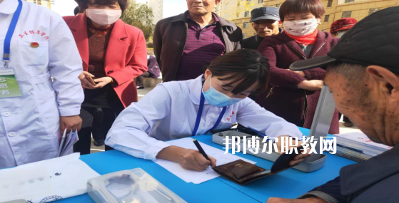 蘭州衛(wèi)生學(xué)校2022年報名條件、招生要求、招生對象
