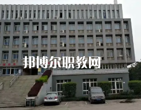 重慶農(nóng)業(yè)學(xué)校2022年報(bào)名條件、招生要求、招生對(duì)象