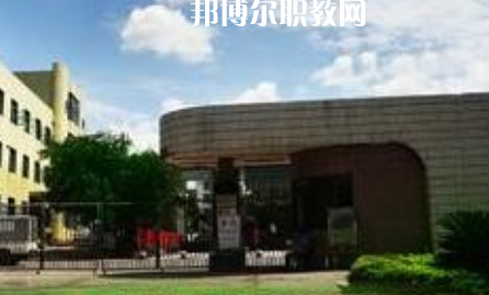 西昌第一職業(yè)技術中學2022年報名條件、招生要求、招生對象
