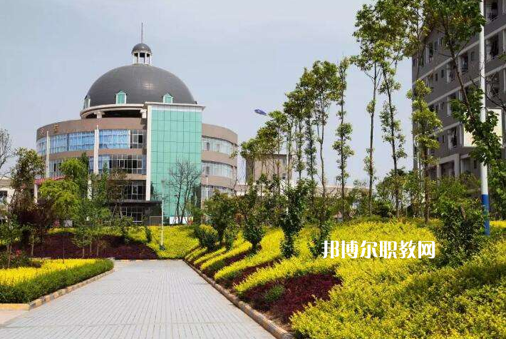 重慶涪陵區(qū)職業(yè)教育中心2022年報(bào)名條件、招生要求、招生對(duì)象