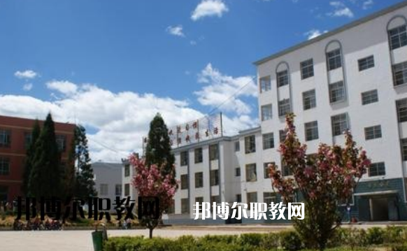 云南建設學校2022年招生辦聯(lián)系電話