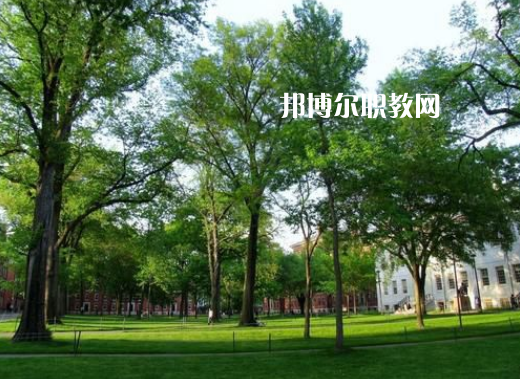 保定市蓮池區(qū)職教中心2022年報(bào)名條件、招生要求、招生對(duì)象