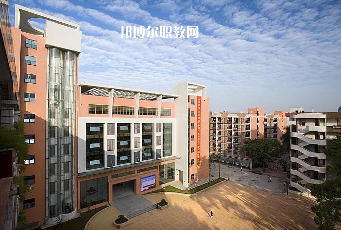 云南國防工業(yè)學(xué)校2022年報名條件、招生要求、招生對象