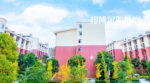 黔東南中等職業(yè)技術學校2022年學費、收費多少