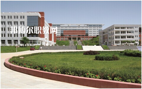 滄州工貿(mào)學校2022年學費、收費多少