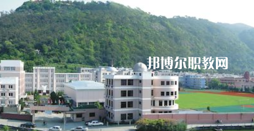 昆明鐵路機(jī)械學(xué)校2022年報(bào)名條件、招生要求、招生對(duì)象