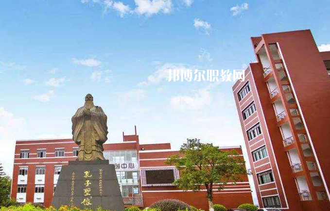 貴州輕工職業(yè)技術(shù)學(xué)院中專部2022年報(bào)名條件、招生要求、招生對(duì)象