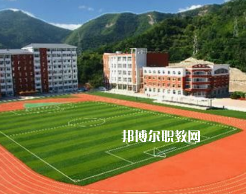重慶醫(yī)院科技學校2022年報名條件、招生要求、招生對象