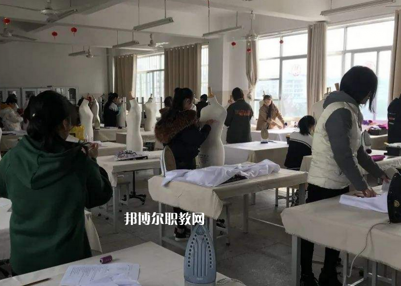 大關(guān)縣職業(yè)高級(jí)中學(xué)2022年報(bào)名條件、招生要求、招生對(duì)象