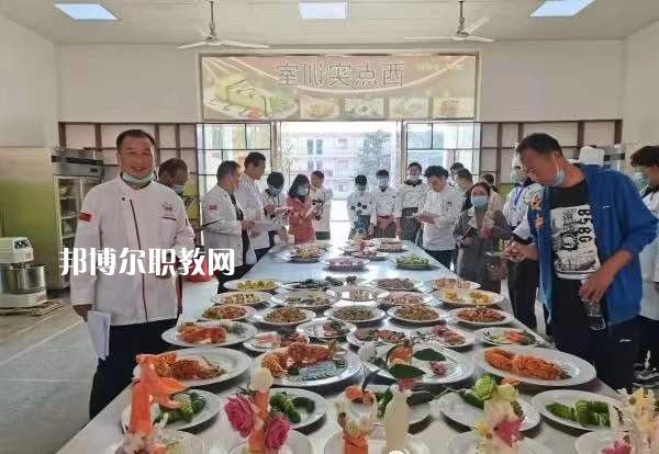 淮北市烈山區(qū)中等專業(yè)學(xué)校2022年報名條件、招生要求、招生對象