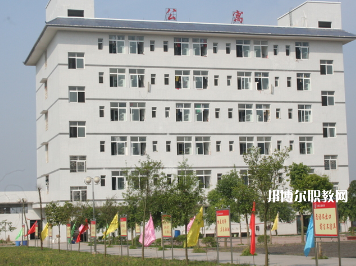 廣安武勝嘉陵職業(yè)技術(shù)學校2022年報名條件、招生要求、招生對象