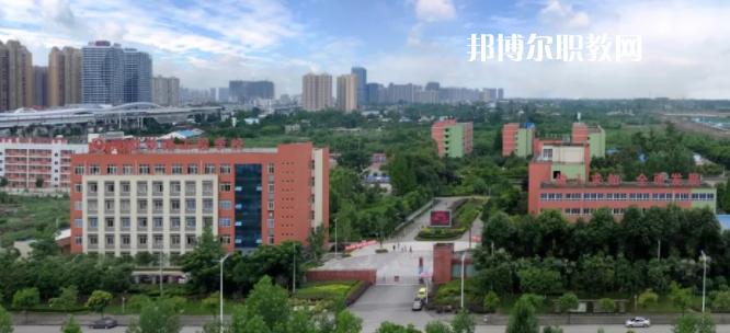 成都鐵路工程學校怎么樣、好不好
