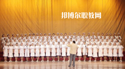 新疆石河子衛(wèi)生學(xué)校2022年報(bào)名條件、招生要求、招生對(duì)象