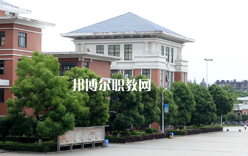 荊州機(jī)械電子工業(yè)學(xué)校2022年怎么樣、好不好