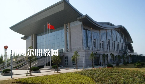 武漢體育運(yùn)動(dòng)學(xué)校2022年報(bào)名條件、招生要求、招生對(duì)象