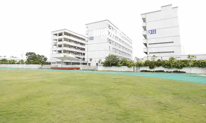 湖南醫(yī)藥衛(wèi)校2022年報名條件、招生要求、招生對象