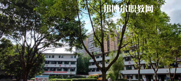 廣西玉林市現(xiàn)代職業(yè)技術(shù)學(xué)校2022年報(bào)名條件、招生要求、招生對(duì)象