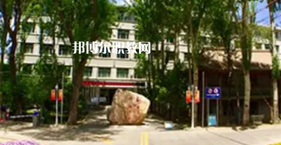青海高職?？圃盒Ｅ琶?強