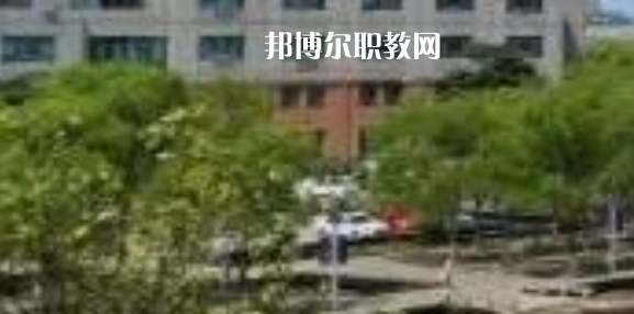 江蘇省常熟中等專業(yè)學校地址在哪里，哪個地區(qū)，哪個城市?