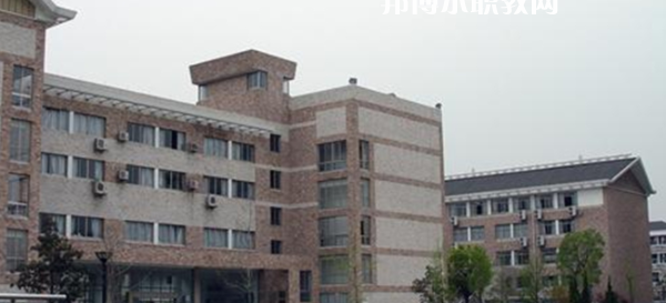 2023浙江藝術(shù)學(xué)校招生計(jì)劃 招生人數(shù)是多少(附要求、條件、對(duì)象)